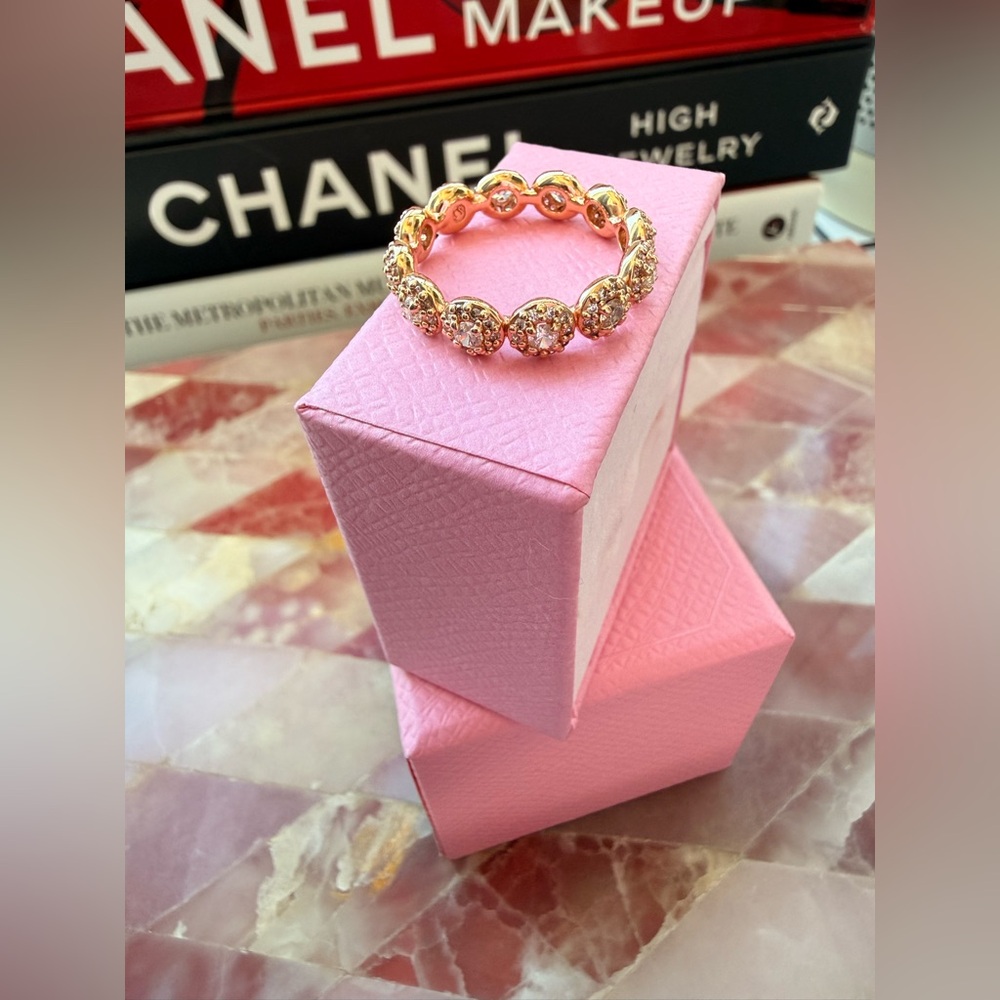 Swarovski Rose Gold Crystal ring - Picture 2 of 9